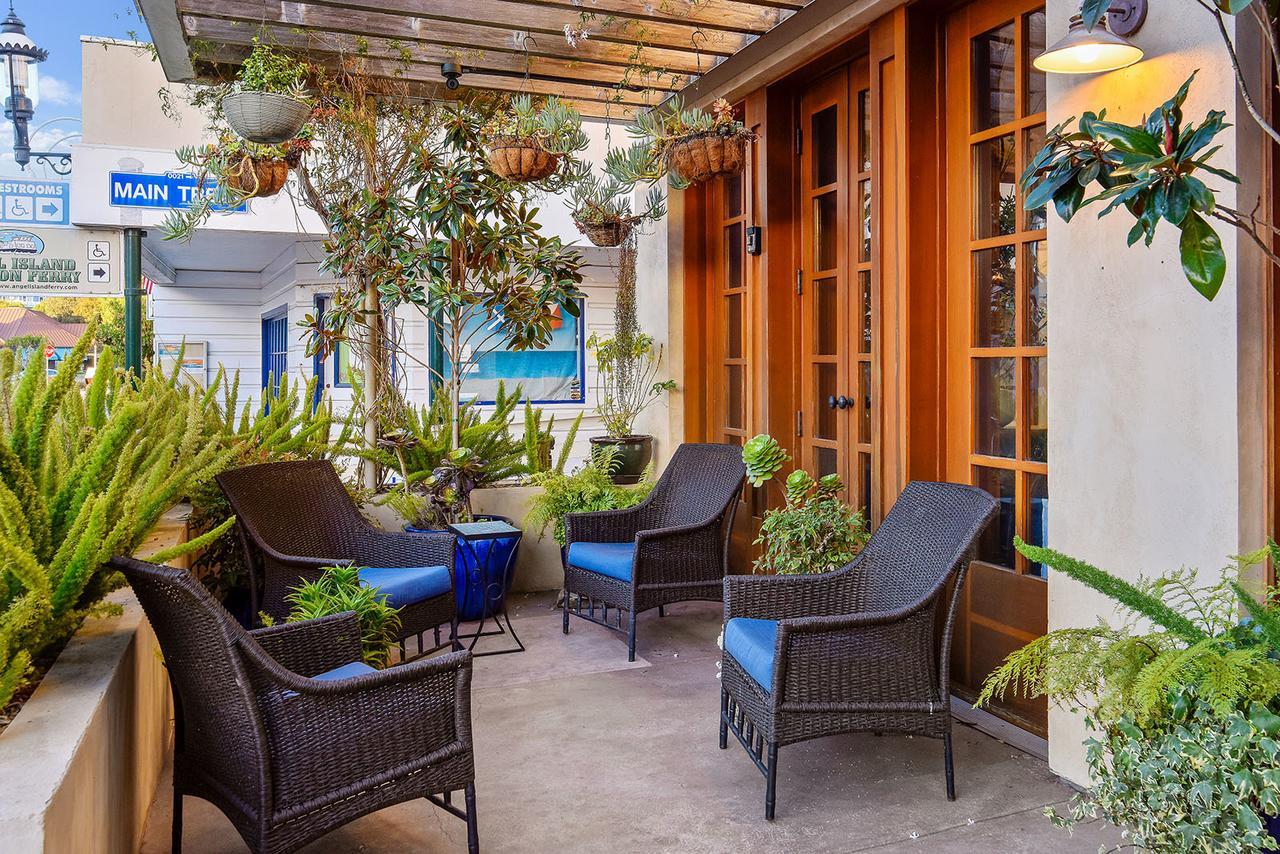 Waters Edge Hotel Tiburon Exterior photo