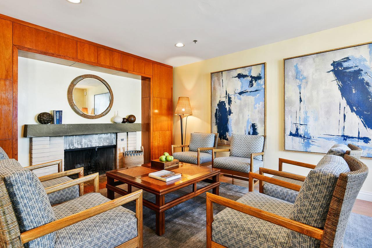 Waters Edge Hotel Tiburon Exterior photo